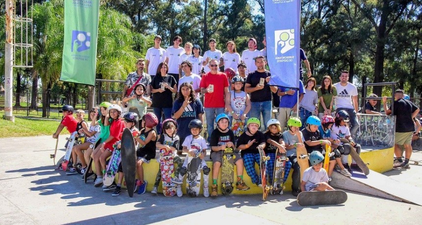 Malvinas Argentinas: Comenzó el “Circuito Malvinas Skateboarding” 