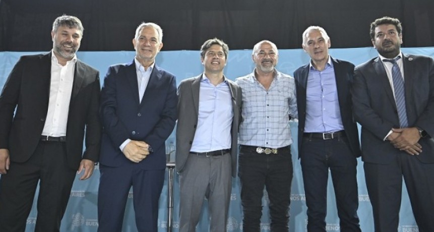 Kicillof firmó un convenio para facilitar trámites de clubes de barrio y organizaciones civiles