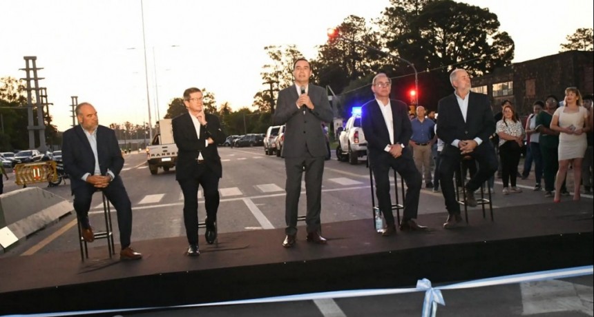 Corrientes: Valdés inauguró la Autovía 5 y anunció la continuidad de infraestructura vial hasta San Luis del Palmar