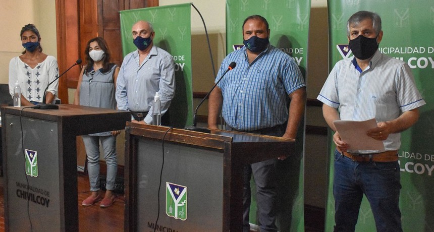 Chivilcoy: El intendente entregó un cheque por 717 mil pesos al Jirimm N°410