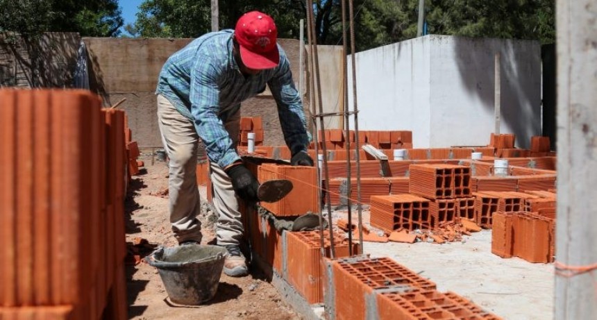 Pergamino: Se está construyendo desde cero el Bar y los nuevos Sanitarios del Parque Municipal