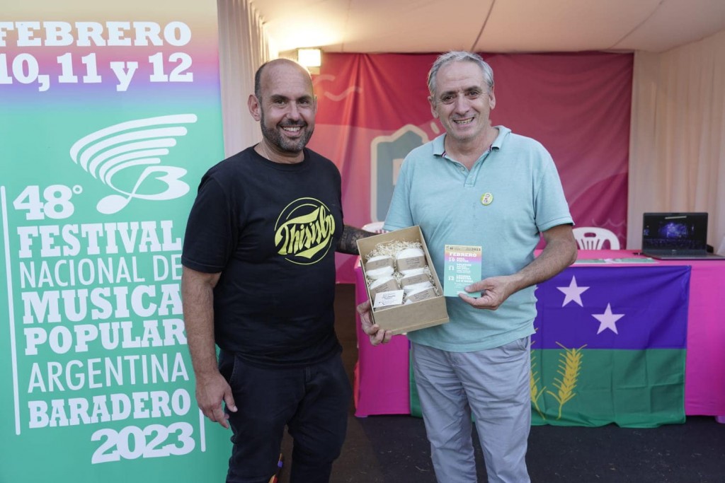 Esteban Sanzio presentó el Festival de Baradero en el Parador ReCreo de Chascomús