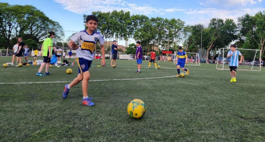 Berazategui: El verano 2023 se vive en los clubes y polideportivos municipales de la ciudad 