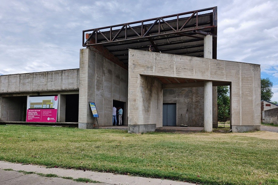 Lincoln: Se puso en marcha la obra para terminar la nueva sede de la Delegación y avanza la construcción del Centro de Desarrollo Infantil