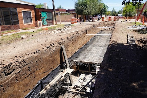 Mercedes: Avanza el canal hídrico más grande construido en la ciudad