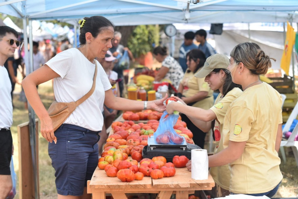 La Plata: Se viene otra edición de la esperada Fiesta del Tomate Platense