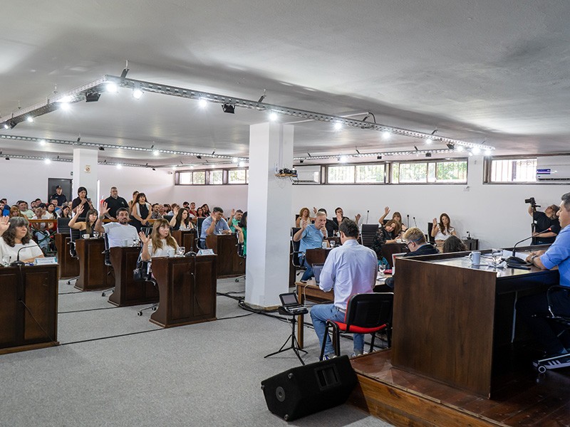 Fcio. Varela: Andrés Watson decretó el Estado de Emergencia del Transporte Público en el distrito