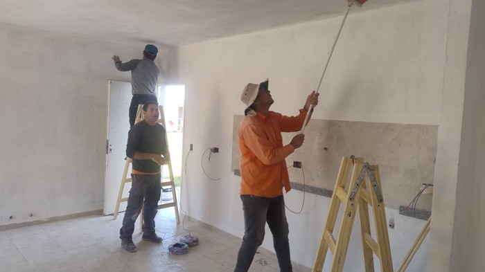 La Provincia finalizará 10 casas paralizadas por Nación en Navarro