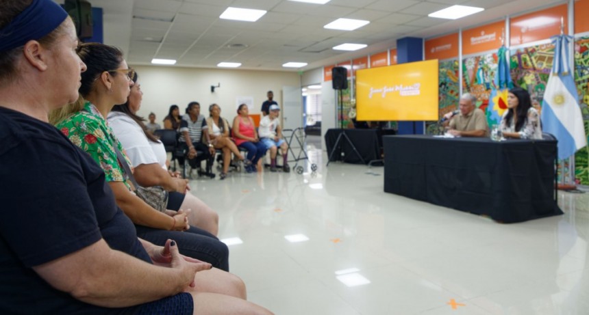 Berazategui: Balor entregó nuevos subsidios para mejoras habitacionales