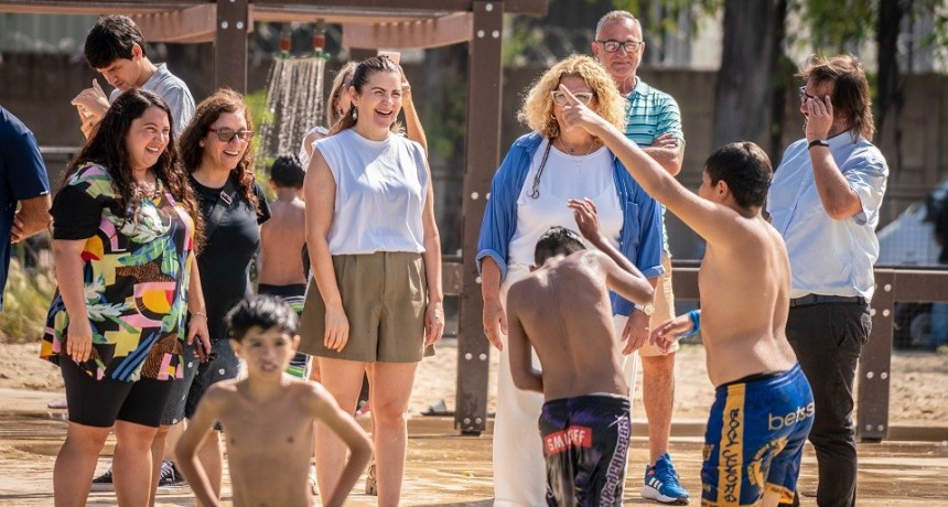 Moreno: Mariel Fernández visitó las Escuelas Abiertas en Verano