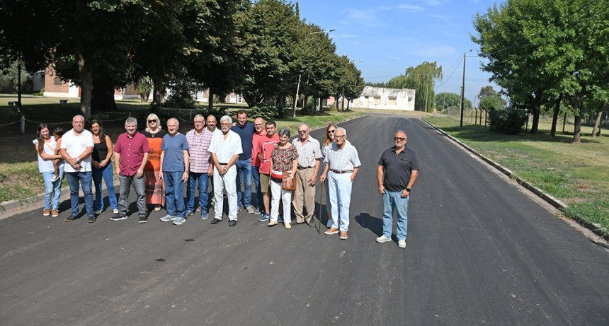 Chivilcoy: Britos presentó la culminación de nueve cuadras en Moquehuá 