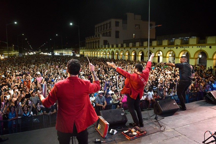 Luján: Más de 80 mil personas disfrutaron de una nueva edición de “Música en la Plaza”