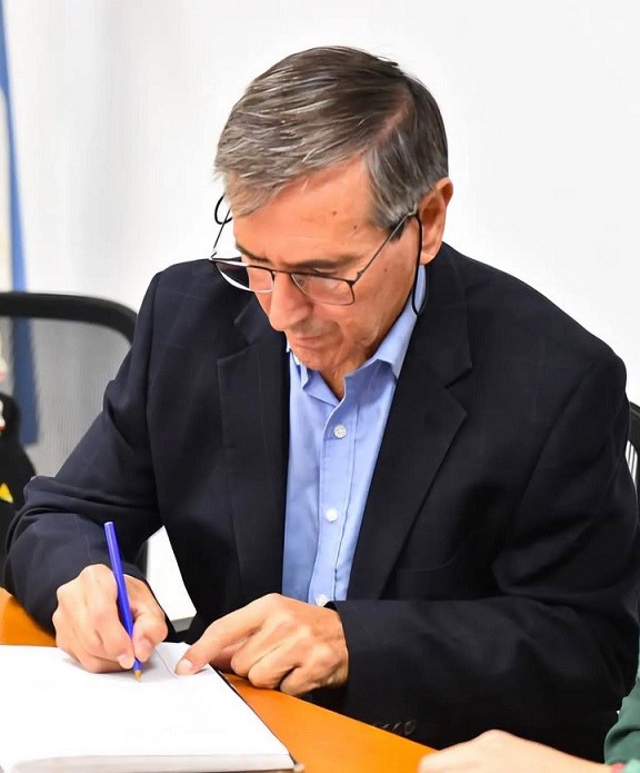 Lezama: Harispe presentó la renuncia formal al cargo de Intendente Municipal 