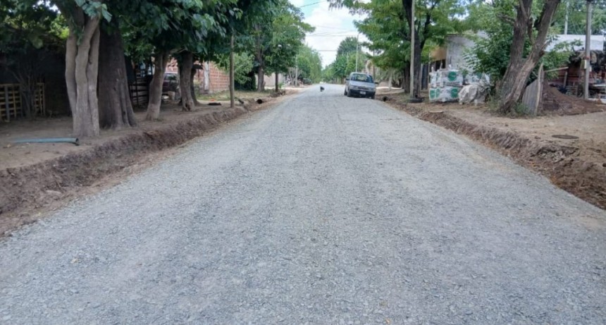 Pte. Perón: El Municipio refuerza los trabajos de mejorado de calles en el partido