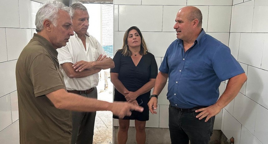 Tigre: El Municipio avanza con la remodelación de sanitarios y trabajos de pintura en la Escuela Primaria N° 29