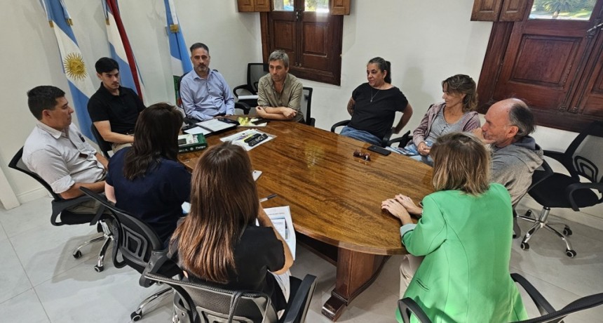 Colón (ER): El Municipio fortalece el trabajo conjunto con organizaciones ambientales ante el proyecto HIF Global