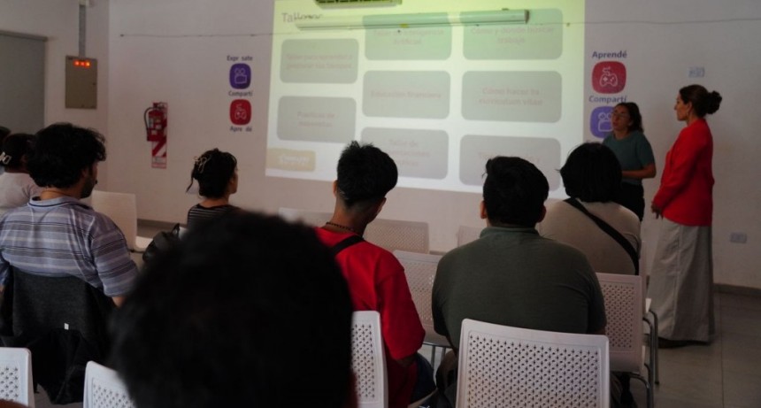 Escobar: El Municipio ofrece 350 becas para capacitarse en el mundo digital