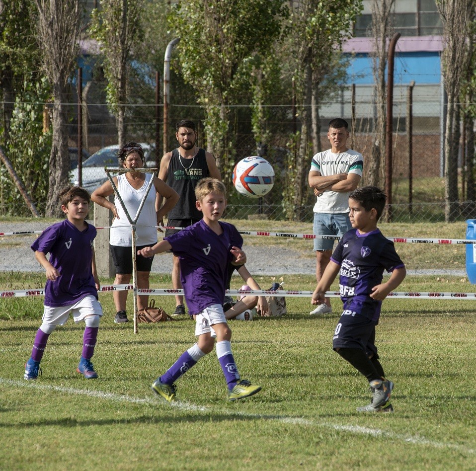 Campana: Finalizó el Torneo de Verano de fútbol infantil que tuvo el acompañamiento del Municipio y Villa Dálmine