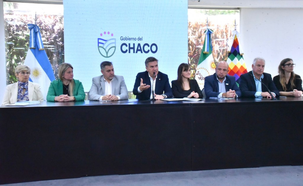 Chaco: Zdero presentó una línea de crédito para empresas constructoras para finalizar obras públicas en la provincia 