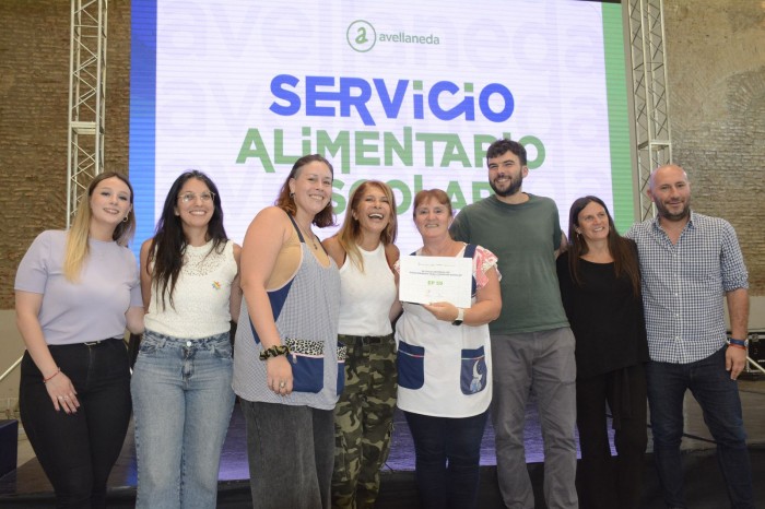 La Provincia continúa la entrega de equipamiento para las escuelas bonaerenses