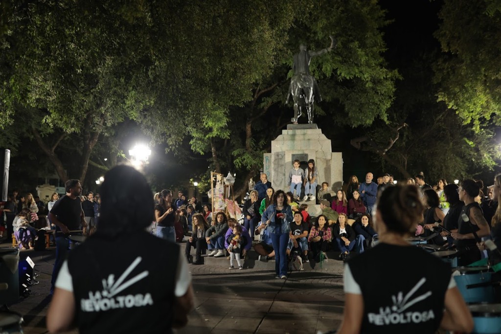 Mercedes: Se realizó la tradición “vigilia al 24” en plaza San Martín