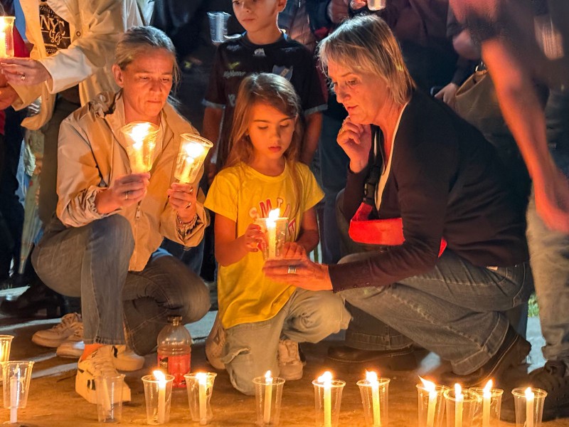 Berisso: Con la tradicional Vigilia se recordó a los desaparecidos y las desaparecidas