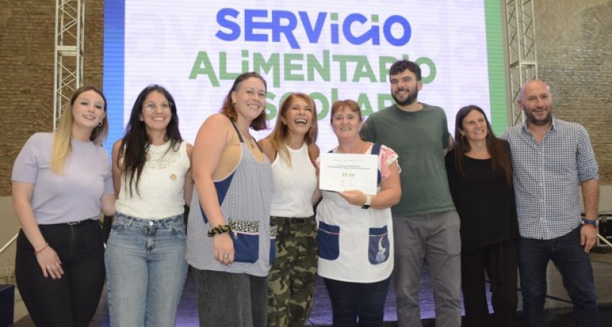 La Provincia continúa la entrega de equipamiento para las escuelas bonaerenses