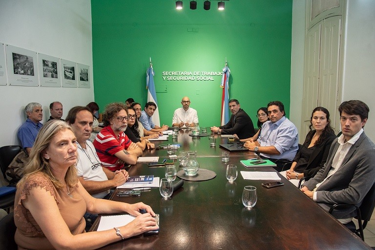 Entre Ríos: La Provincia hizo una nueva oferta salarial mejorada a los gremios docentes