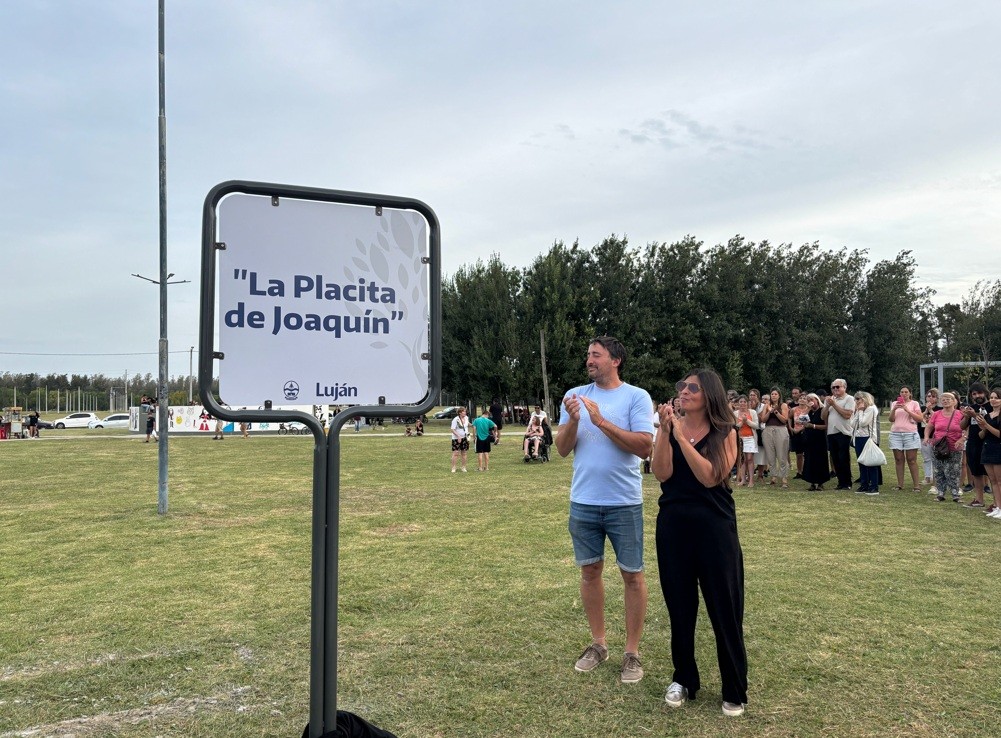 Luj&aacute;n: Boto inaugur&oacute; la Plaza de Joaqu&iacute;n en la localidad de Pueblo Nuevo