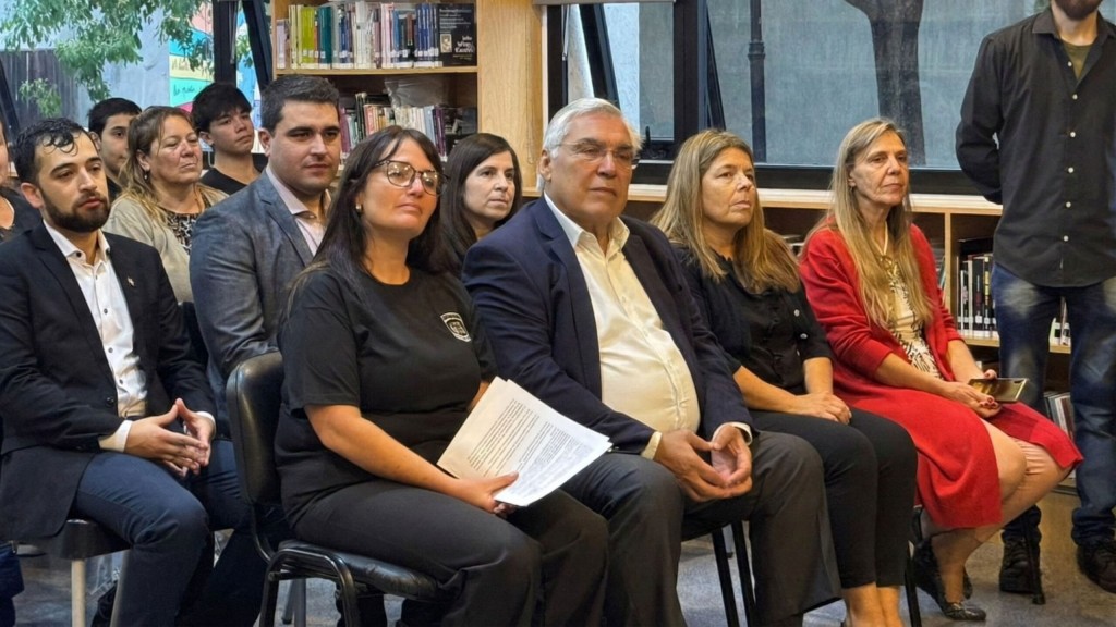 Gral. Villegas: Alegre encabez&oacute; el inicio del ciclo lectivo del nivel secundario