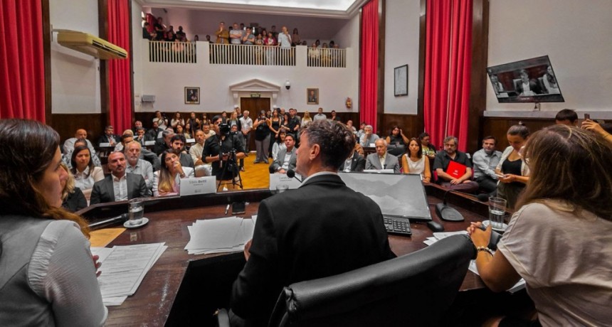 Morón: Ghi dio inicio al período de sesiones ordinarias en el HCD