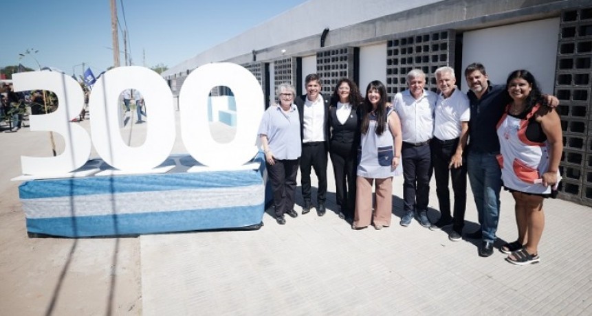 Kicillof inaugur&oacute; el edificio educativo N�300 en Berazategui