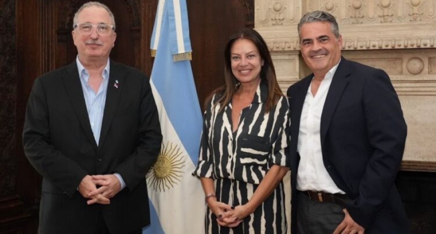 Misiones y Naci&oacute;n firmaron un convenio para reforzar la caja de la Provincia