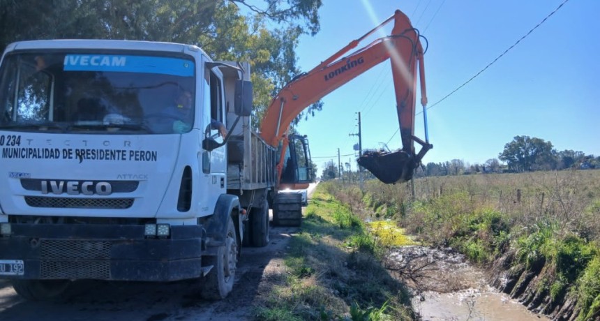 Pte. Per&oacute;n: El Municipio refuerza la limpieza de canales y desag&uuml;es pluviales del distrito
