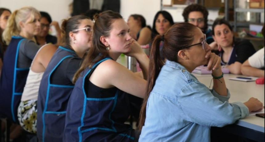 Vicente L&oacute;pez: M&aacute;s de 100 docentes participaron del Programa Experimento Blended