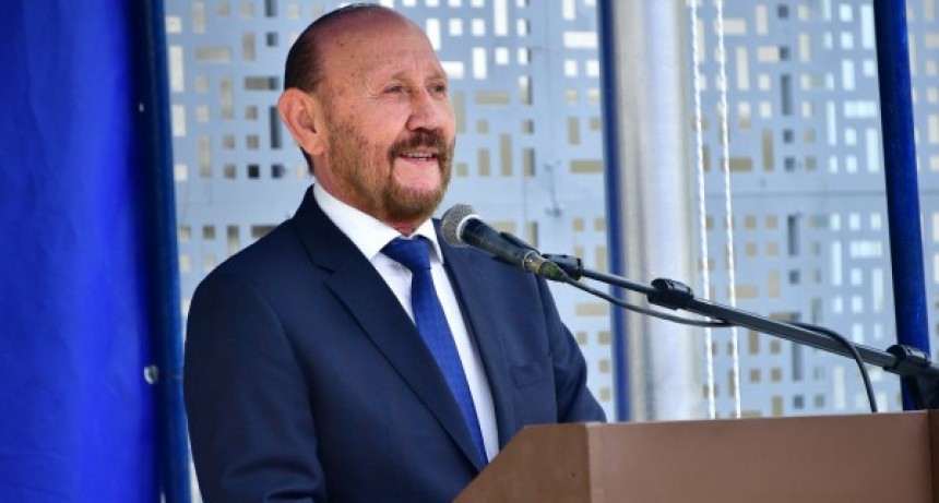 Formosa: Insfrán promulgó la ley que establece licencia por violencia de género