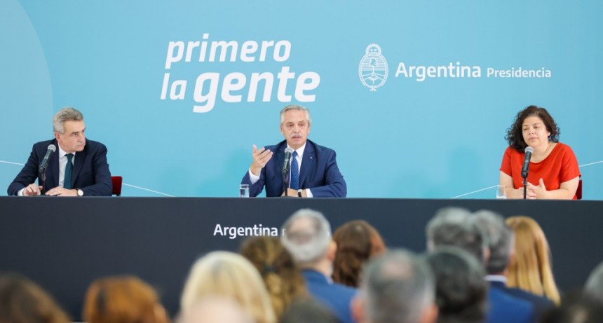 El Gobierno nacional presentó el plan Reconstruir Salud con equipamiento, ambulancias y obras en todo el país