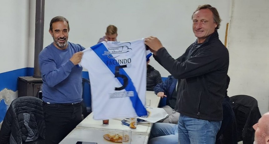 Puan: Castelli se reunión con integrantes del Club Darregueira