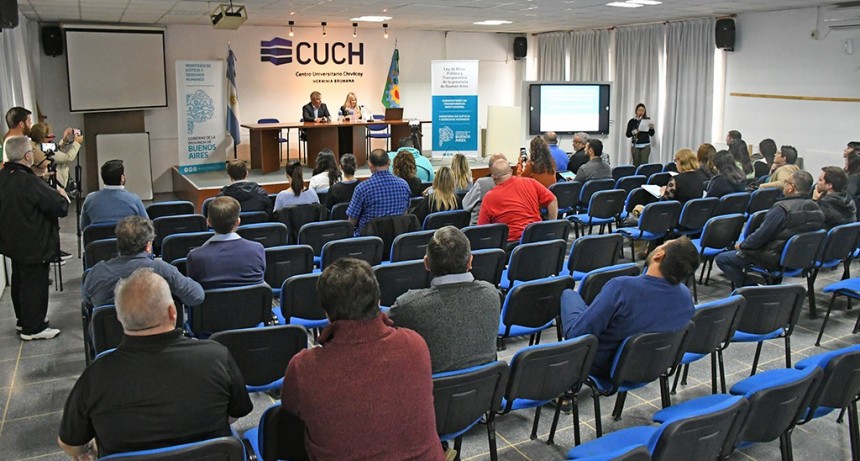 Chivilcoy: Se realizó la presentación del Proyecto de Ley de Ética Pública y Transparencia de la Provincia en el CUCH