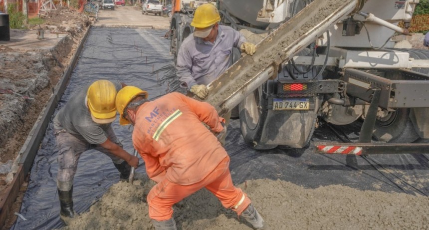 Ituzaingó: Descalzo recorrió diferentes obras que se están ejecutando en el distrito 