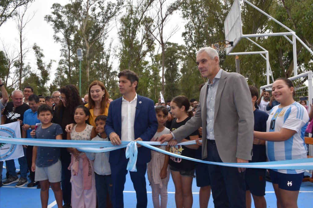 Berisso: Kicillof y Cagliardi inauguraron una nueva sede la Comisar&iacute;a de la Mujer y el Play&oacute;n Deportivo en Villa Nueva