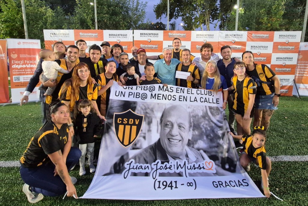 Berazategui: Balor se reuni&oacute; con los Clubes barriales y entreg&oacute; subsidios