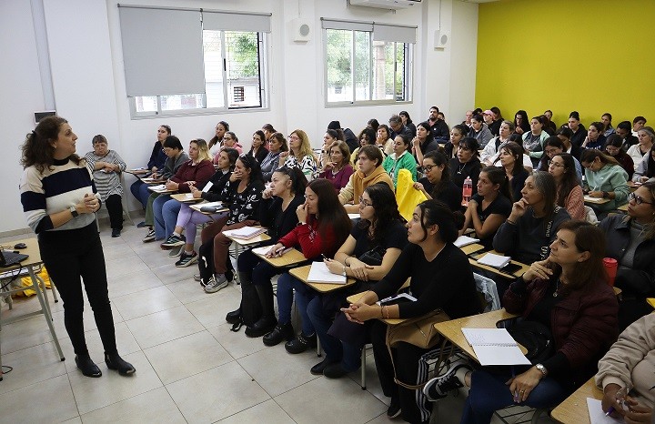 Campana: Con m&aacute;s de 500 inscriptos, comenzaron las clases de la Academia de Emprendedores del Municipio