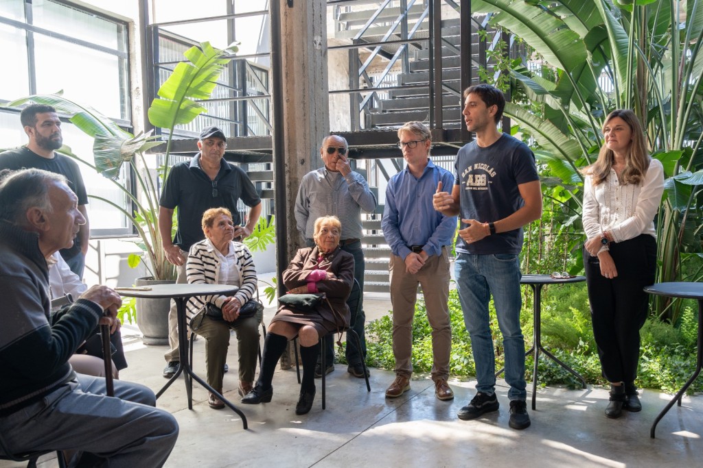 San Nicol&aacute;s: Passaglia particip&oacute; en el acto de entrega de escrituras a vecinos 