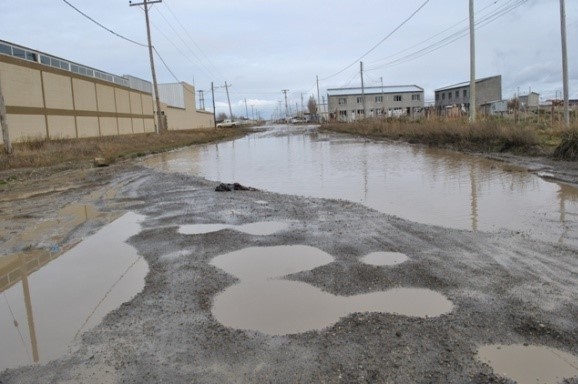 La Plata; Reiterados reclamos por falta de agua potable, contaminaci&oacute;n y cloacas desbordadas
