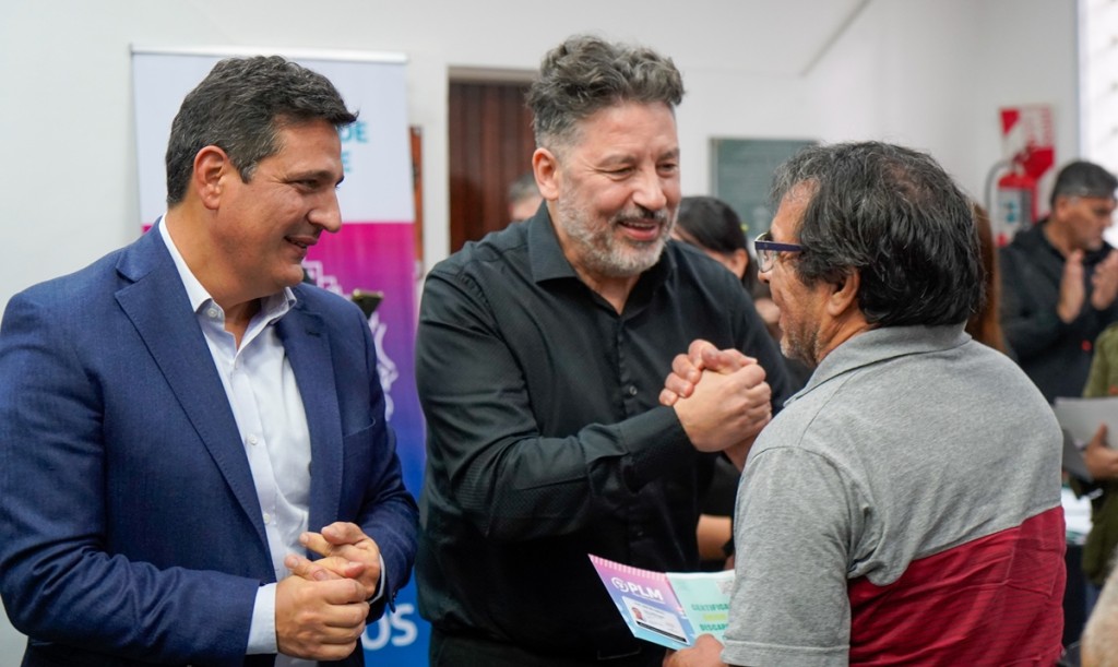 Merlo: Men&eacute;ndez y Marinucci entregaron pases libres