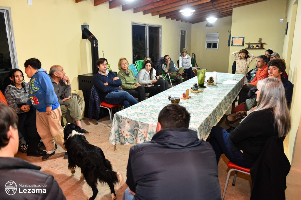 Lezama: Myriam Mongay se reuni&oacute; con vecinos de Monasterio