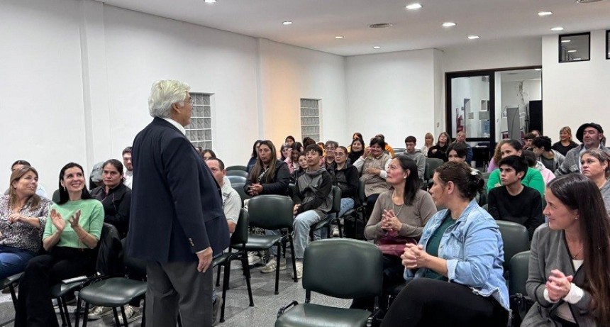 Gral. Villegas: El Municipio invierte $150 millones en becas y transporte para estudiantes