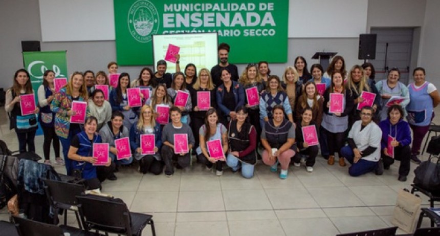 La Provincia realiz&oacute; un encuentro sobre alimentaci&oacute;n en jardines con salas maternales