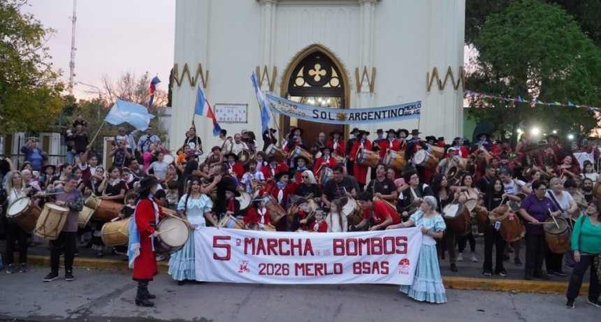 Merlo: Se celebr&oacute; la 5&deg; edici&oacute;n de la Marcha de los Bombos